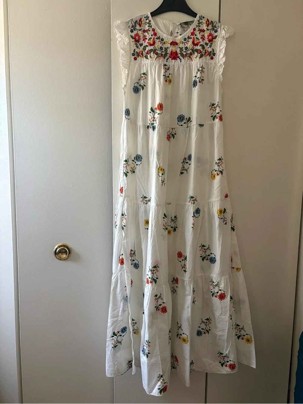 Zara Embroided bohemian White Floral Tiered Midi Dress